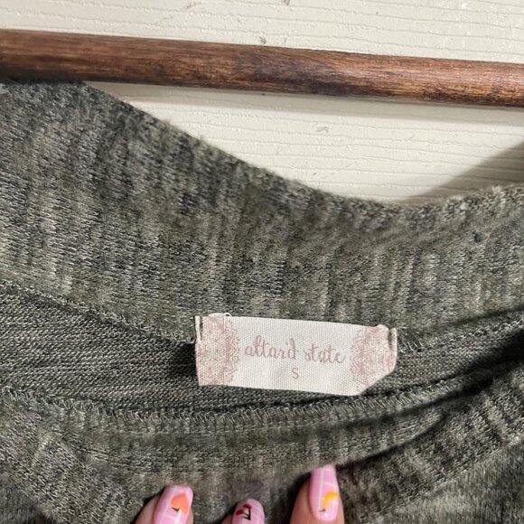 Altar'd State Womens Space Dye Green Asymmetrical Off Shoulder Sweatshirt Small - Picture 2 of 6